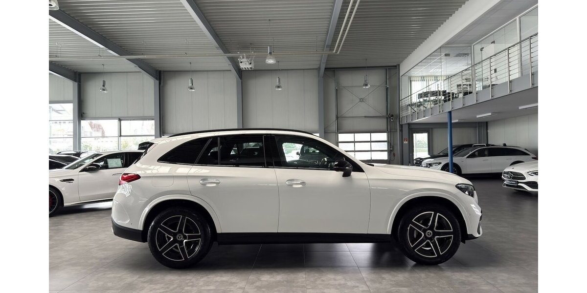 Mercedes-Benz GLC 200 4M AMG PREMIUM+ DISTR-AHK-HINTERACHSLENK 25.339 km 52.949 &euro; Groß-Umstadt 64823