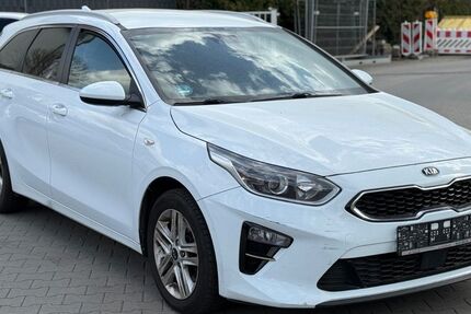 Kia ceed Sportswagon 165.000 km 8.900 &euro; Heusenstamm 63150