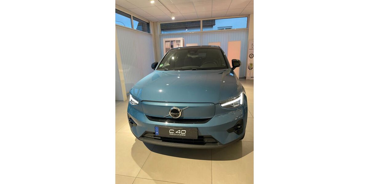 Volvo C40 28.490 km 32.900 &euro; Hoechst im Odenwald 64739