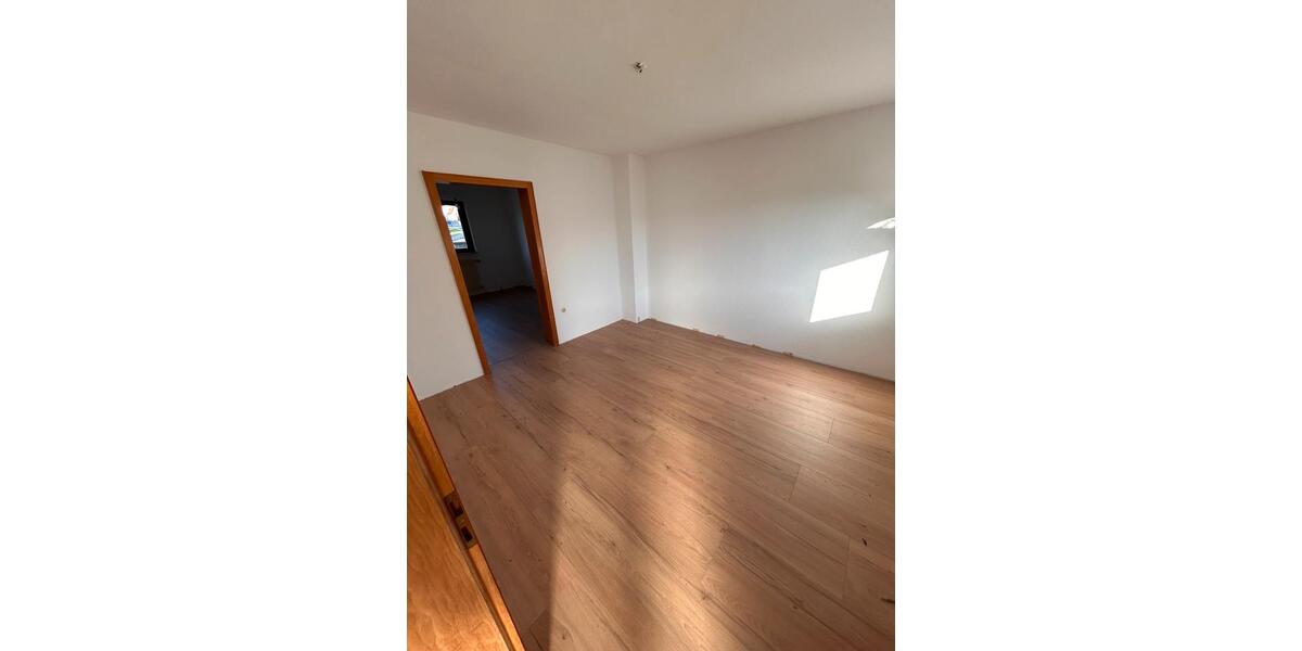 Erdgeschoßwohnung Goldbach - 3 Zimmer, 70 m&sup2;, 1.200&euro; | Angebot:26683670