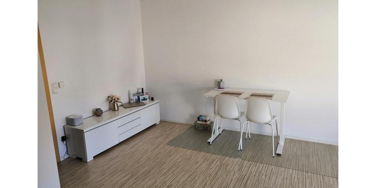Etagenwohnung Aschaffenburg Damm - 1.5 Zimmer, 42 m&sup2;, 585&euro; | Angebot:26617112