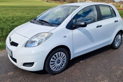 Toyota Yaris 165.403 km 2.999 &euro; Faulbach 97906