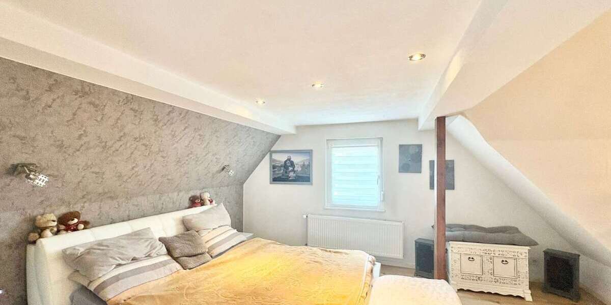 Einfamilienhaus Großostheim - 14 Zimmer, 231 m&sup2;, 499.000&euro; | Angebot:23829728