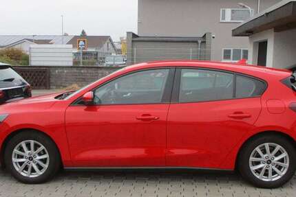 Ford Focus 58.338 km 15.989 &euro; Babenhausen 64832