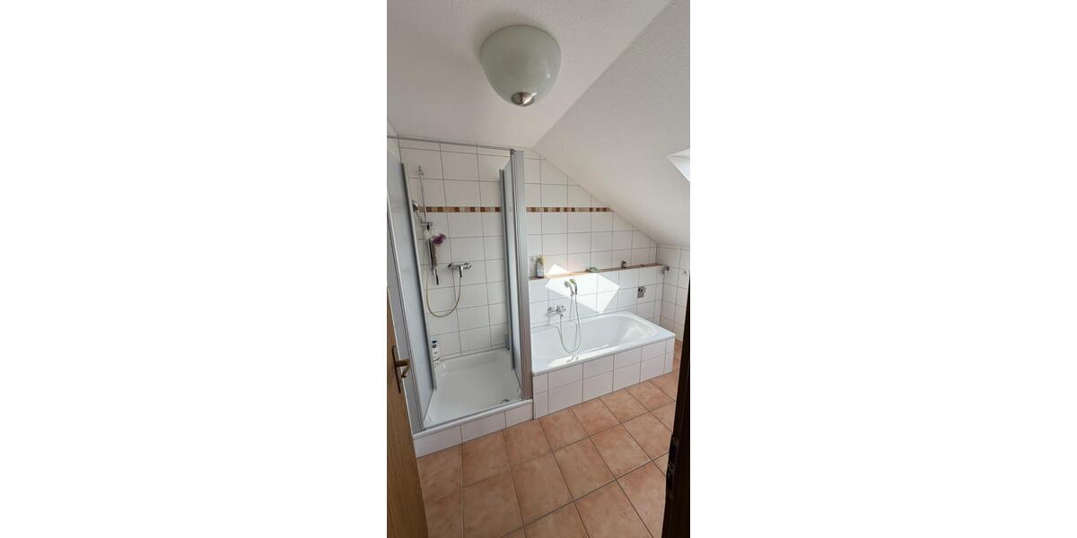 Dachgeschoßwohnung Klingenberg am Main - 2 Zimmer, 63 m&sup2;, 535&euro; | Angebot:25378088