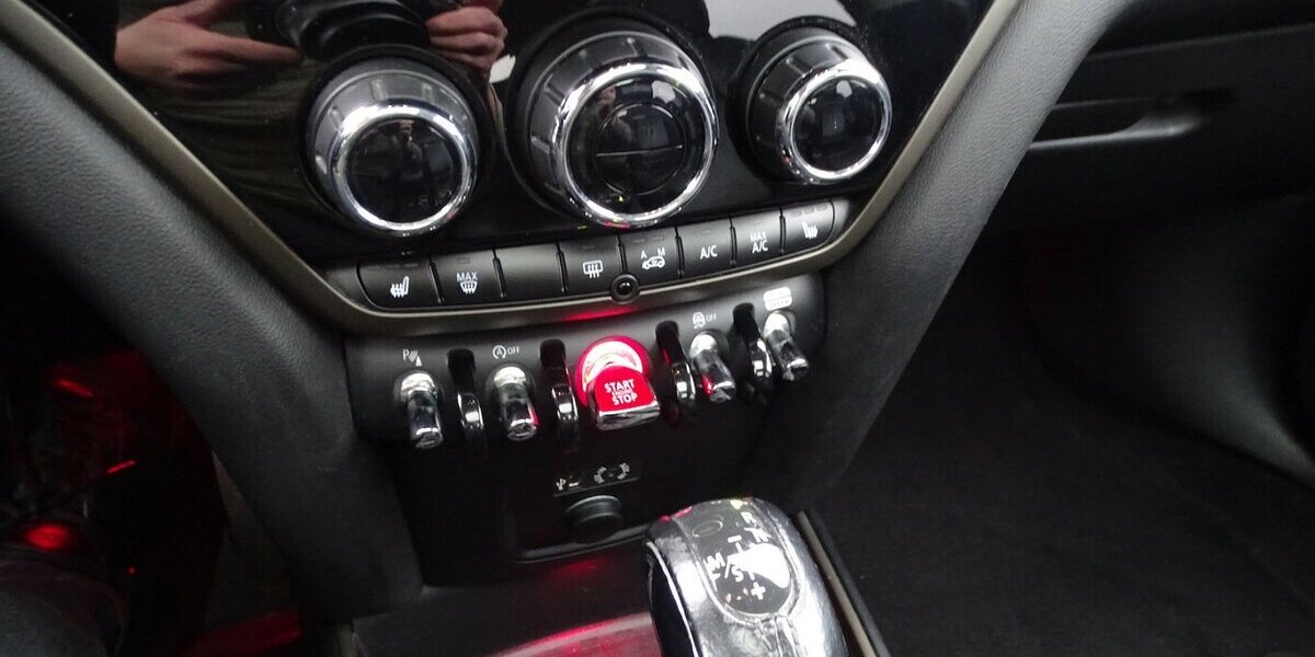 Mini Cooper S Countryman All4 Cooper S All4 Leder, Pano 83.980 km 19.390 &euro; Rodgau 63110