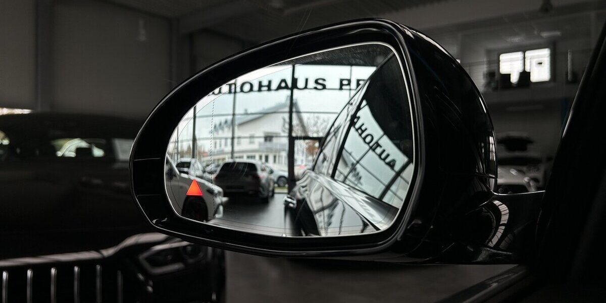 Mercedes-Benz E 300 T e AMG DISTRONIC-AIRMAIC-PANORAMA-AHK-360 23.007 km 52.839 &euro; Groß-Umstadt 64823