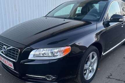 Volvo S80 259.700 km 7.600 &euro; Biebergemünd 63599