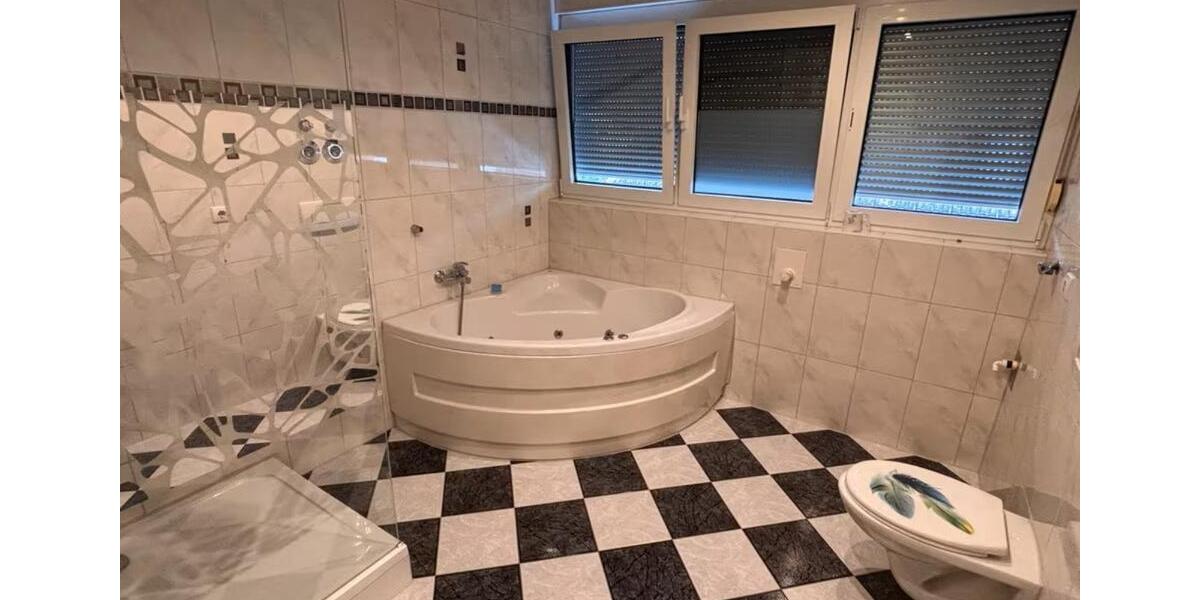 Mehrfamilienhaus, Wohnhaus Kleinwallstadt - 8 Zimmer, 260 m&sup2;, 649.000&euro; | Angebot:25143487