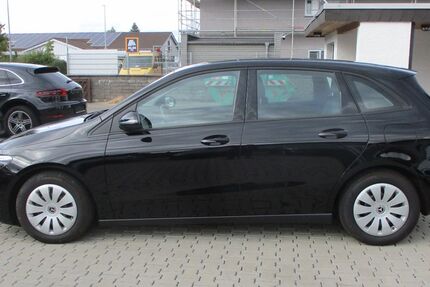 Mercedes-Benz B 180 99.947 km 19.499 &euro; Babenhausen 64832