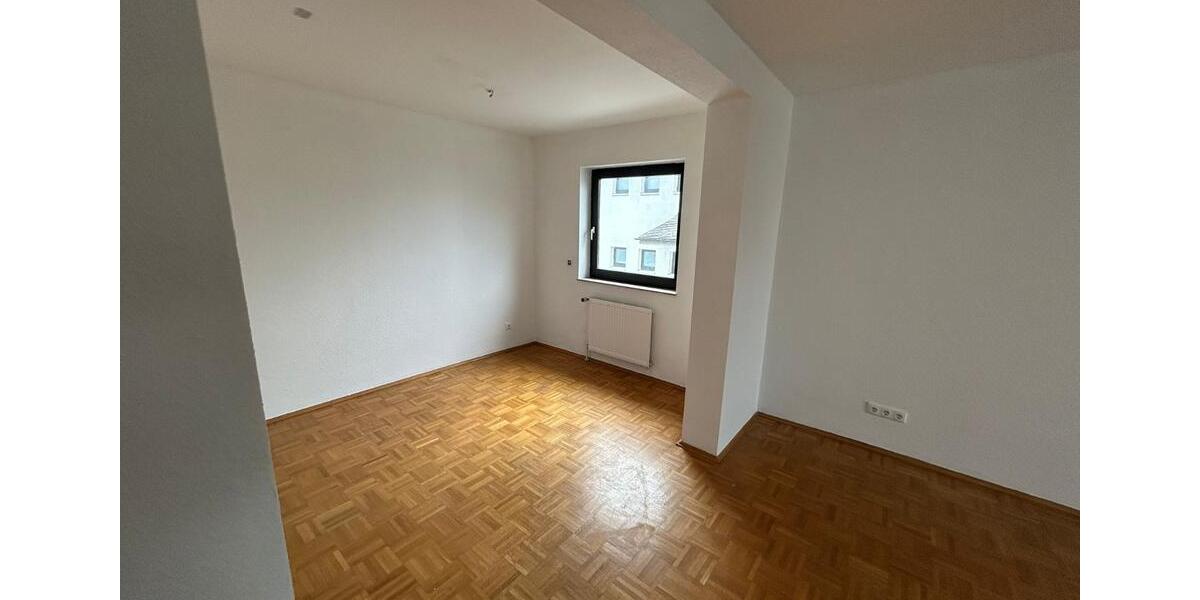Etagenwohnung Mühlheim am Main - 3.5 Zimmer, 108 m&sup2;, 1.280&euro; | Angebot:25960493