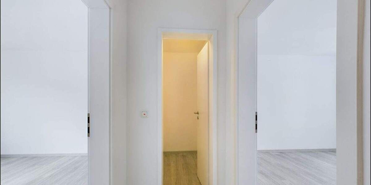 Etagenwohnung Aschaffenburg Innenstadt - 4 Zimmer, 111 m&sup2;, 365.000&euro; | Angebot:25705912