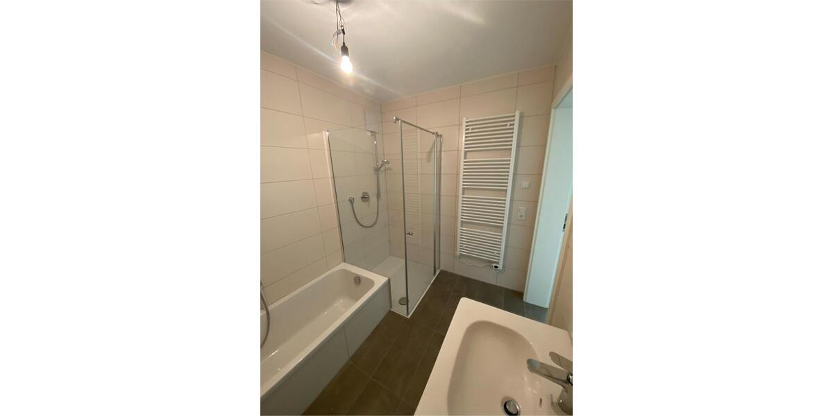 Etagenwohnung Erlenbach am Main - 3 Zimmer, 81 m&sup2;, 1.050&euro; | Angebot:24437826