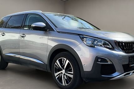 Peugeot 5008 71.200 km 14.999 &euro; Münster/Hessen 64839