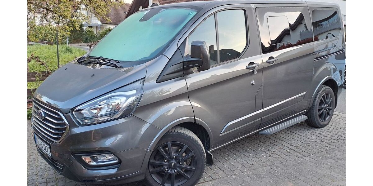Ford Tourneo Custom 82.500 km 29.450 &euro; Bürgstadt 63927