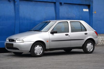Ford Fiesta 75.822 km 1.500 &euro; Hanau 63452