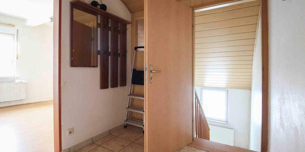 Einfamilienhaus Hanau Großauheim - 6 Zimmer, 289.000&euro; | Angebot:25715899