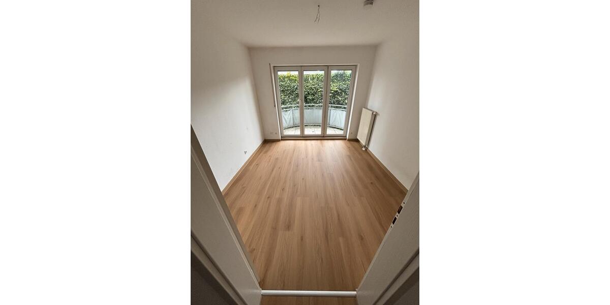 Hochparterre Hanau Großauheim - 3 Zimmer, 90 m&sup2;, 1.615&euro; | Angebot:26663185