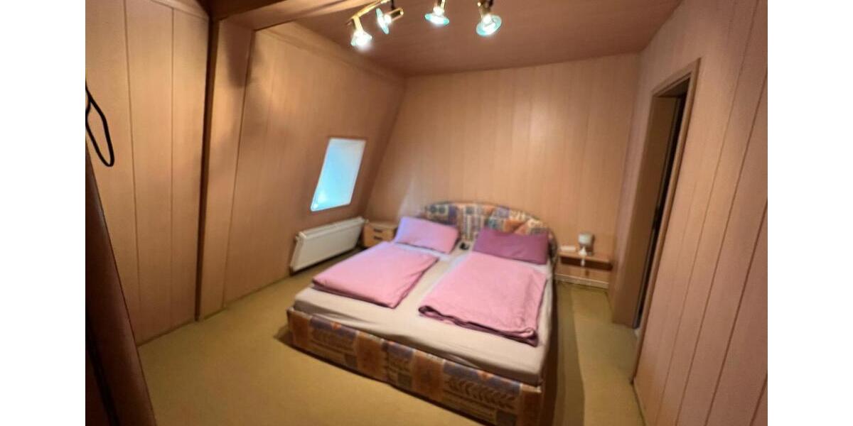 Reihenhaus Schaafheim - 10 Zimmer, 240 m&sup2;, 385.000&euro; | Angebot:26325108