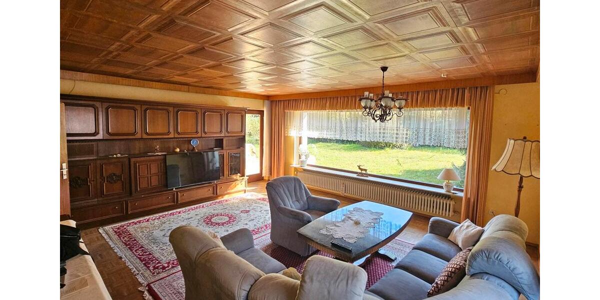 Einfamilienhaus Leidersbach - 9 Zimmer, 245 m&sup2;, 525.000&euro; | Angebot:26153287