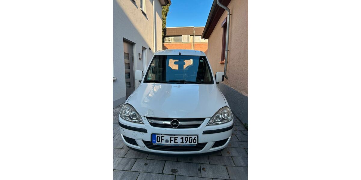 Opel Combo 100.000 km 5.500 &euro; Hainburg 63512