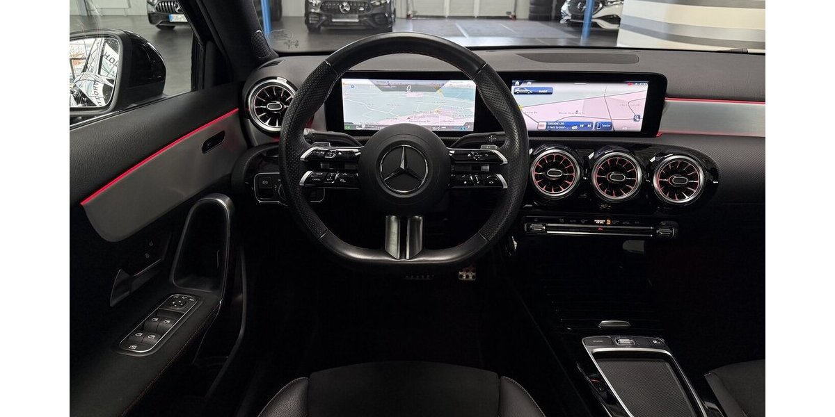 Mercedes-Benz A 200 Limousine AMG DISTRONIC-AHK-PANORAMA-360°! 14.350 km 35.769 &euro; Groß-Umstadt 64823