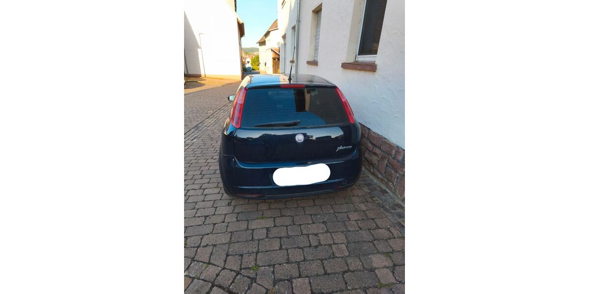 Fiat Grande Punto 168.000 km 2.300 &euro; Erlenbach 63906