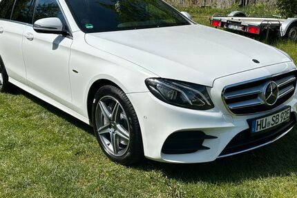 Mercedes-Benz E 300 143.668 km 24.900 &euro; Hanau 63456