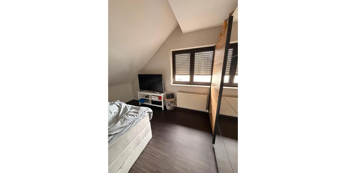 Dachgeschoßwohnung Mainaschaff - 3 Zimmer, 95 m&sup2;, 950&euro; | Angebot:26021041