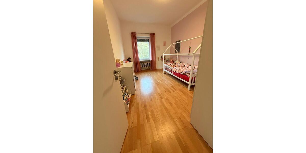 Etagenwohnung Hösbach - 4 Zimmer, 135 m&sup2;, 330.000&euro; | Angebot:25793999