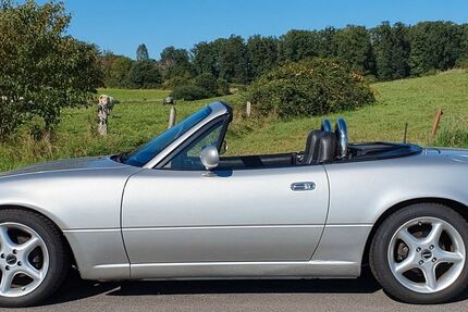 Mazda MX-5 210.000 km 10.800 &euro; Gründau 63584