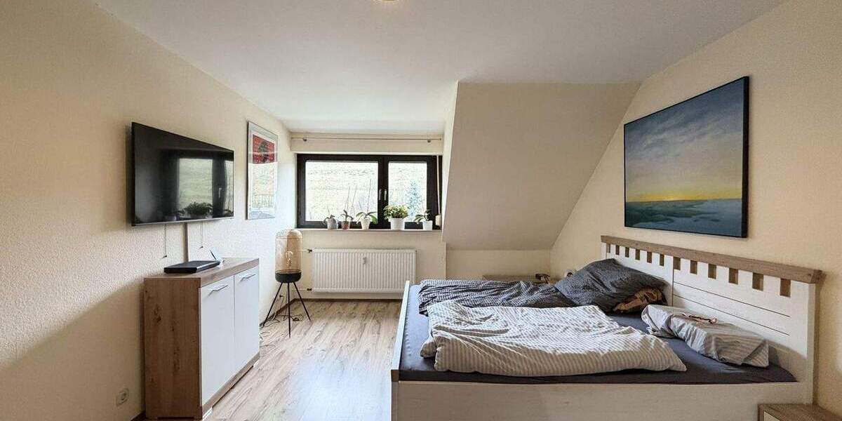 Etagenwohnung Mespelbrunn / Hessenthal Mespelbrunn - 4 Zimmer, 119 m&sup2;, 225.000&euro; | Angebot:25693818
