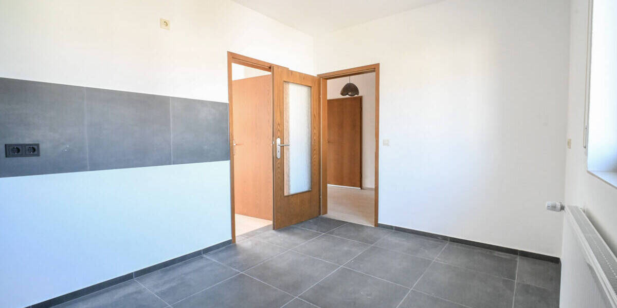 Etagenwohnung Großostheim - 4 Zimmer, 108 m&sup2;, 1.100&euro; | Angebot:26345554