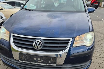 VW Touran 119.000 km 5.500 &euro; Dietzenbach 63128