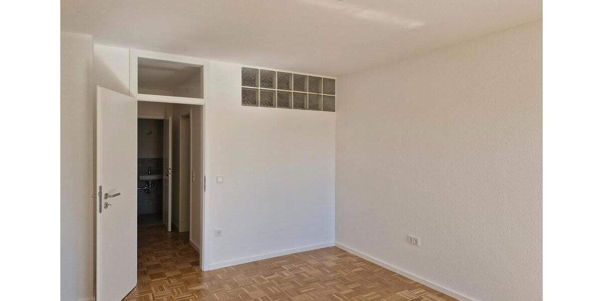 Dachgeschoßwohnung Erlenbach am Main - 3.5 Zimmer, 90 m&sup2;, 1.200&euro; | Angebot:26322552