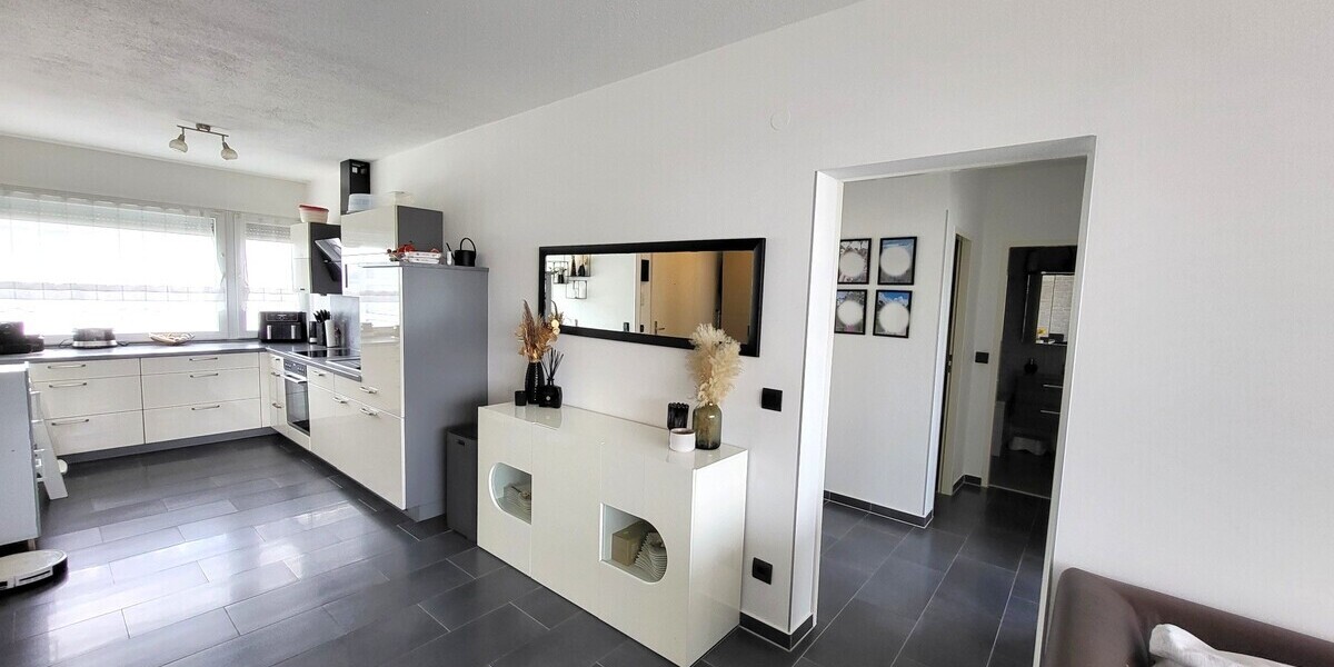 Modern sanierte 3 Zimmer-ETW in Ruhe und Blicklage - Etagenwohnung Bruchköbel | Angebot:26348249