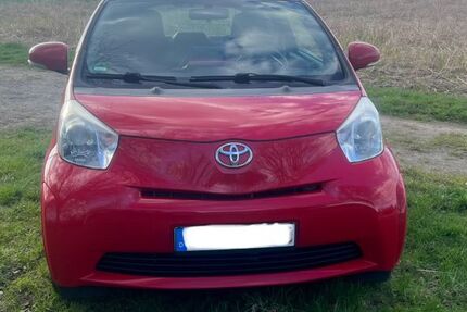 Toyota IQ 71.000 km 5.100 &euro; Rodenbach 63517