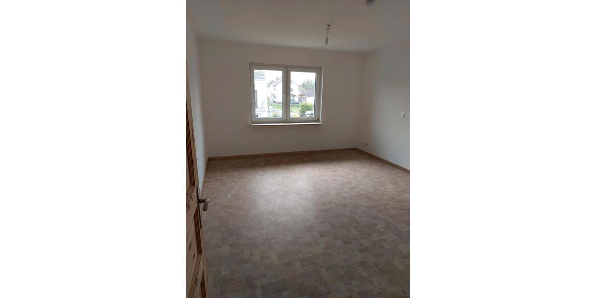 Mehrfamilienhaus, Wohnhaus Karlstein am Main - 4 Zimmer, 105 m&sup2;, 1.200&euro; | Angebot:25963064