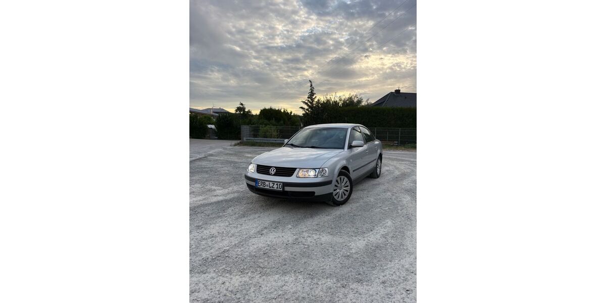 VW Passat 394.333 km 2.500 &euro; Klingenberg am Main 63911