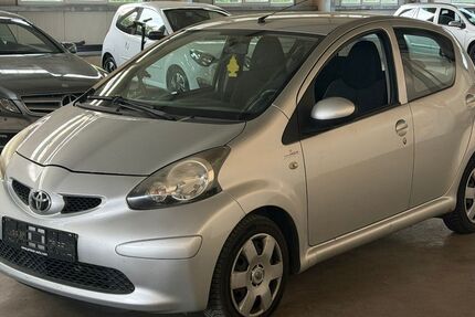 Toyota Aygo (X) 171.132 km 1.290 &euro; Elsenfeld 63820