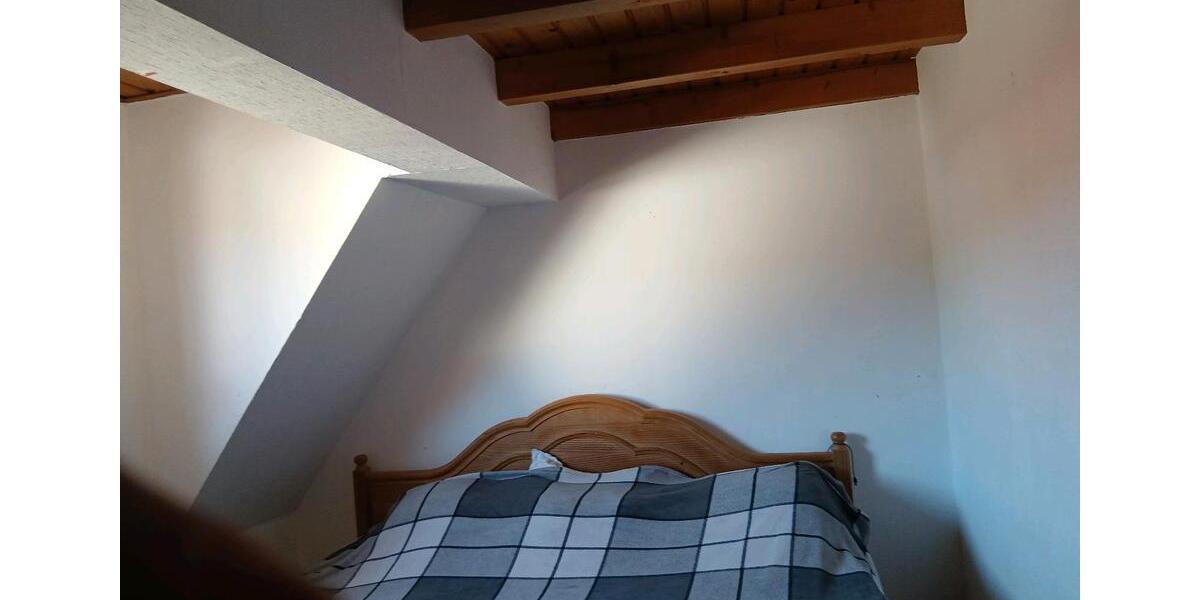 Dachgeschoßwohnung Frammersbach - 3 Zimmer, 85 m&sup2;, 1.100&euro; | Angebot:26326653