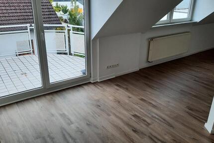 Wohnung Erlenbach am Main - 3 Zimmer, 72 m&sup2;, 850&euro; | Angebot:25642023