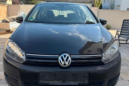 VW Golf 228.000 km 1.700 &euro; Dietzenbach 63128