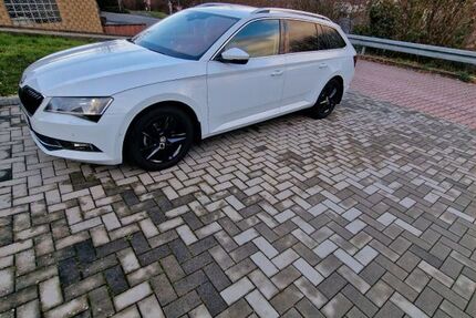 Skoda Superb 87.400 km 21.800 &euro; Bad König 64732