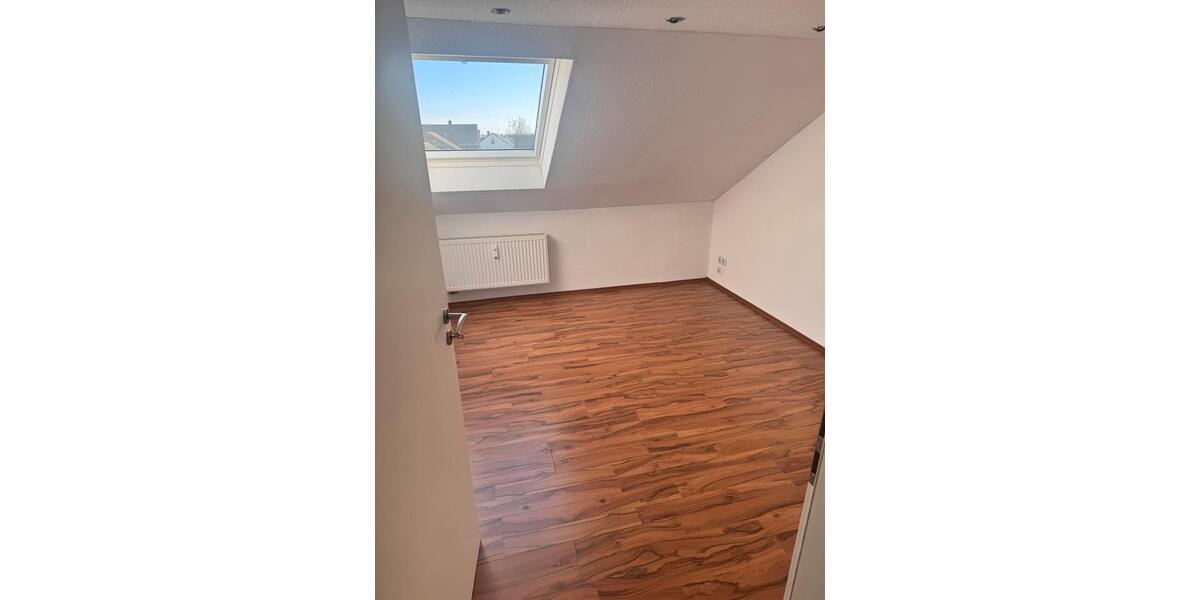 Dachgeschoßwohnung Karlstein am Main - 3 Zimmer, 65 m&sup2;, 850&euro; | Angebot:25364501