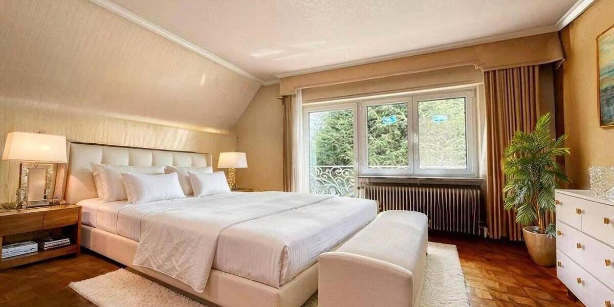 Einfamilienhaus Bessenbach Oberbessenbach - 8 Zimmer, 411 m&sup2;, 649.000&euro; | Angebot:25693764