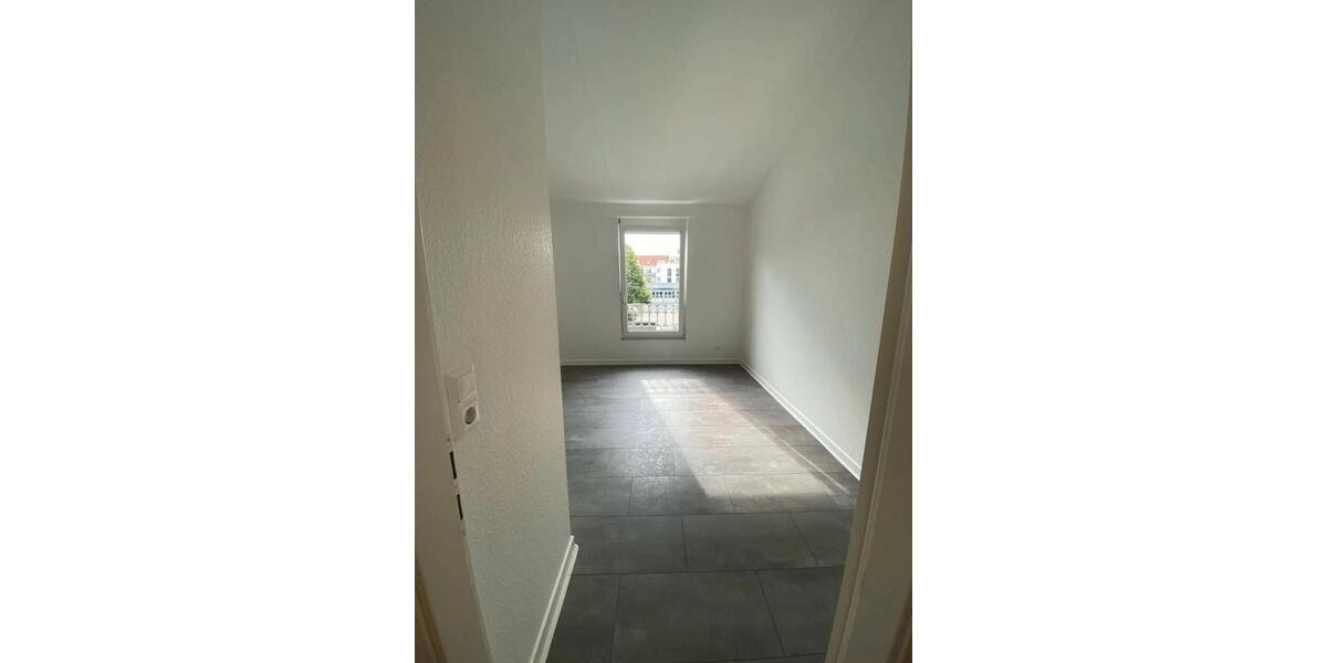 Reihenhaus Hanau Lamboy - 3 Zimmer, 81 m&sup2;, 380.000&euro; | Angebot:27189804