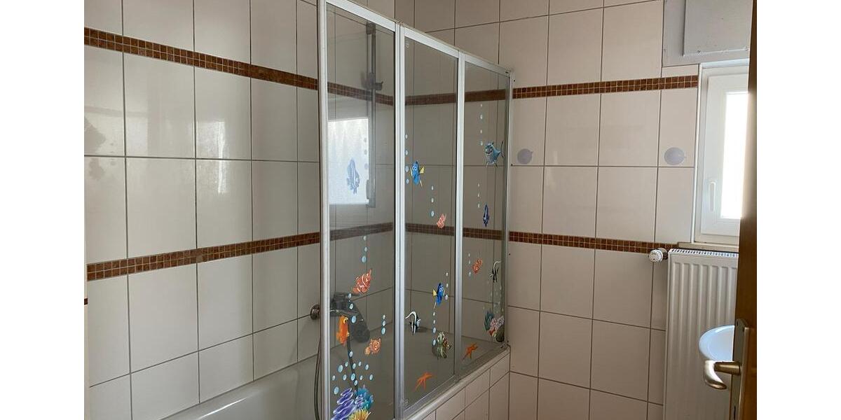 Etagenwohnung Eppertshausen - 3.5 Zimmer, 92 m&sup2;, 1.200&euro; | Angebot:25224560