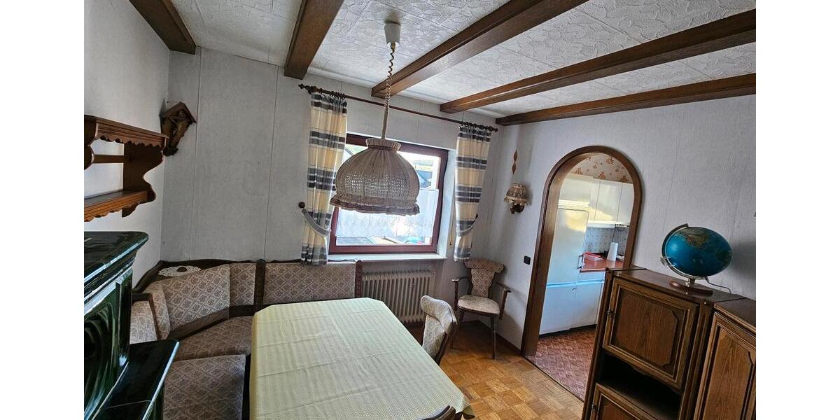 Einfamilienhaus Leidersbach - 9 Zimmer, 245 m&sup2;, 525.000&euro; | Angebot:26153287