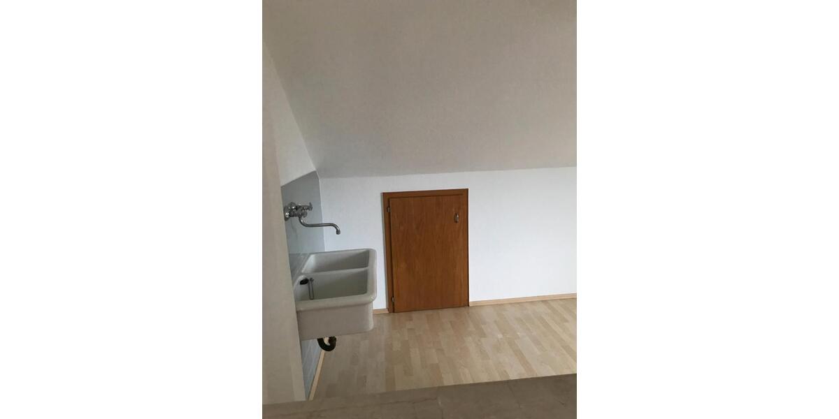 Dachgeschoßwohnung Hösbach - 1.5 Zimmer, 60 m&sup2;, 590&euro; | Angebot:26044242